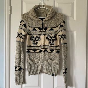 TNA Aritzia cowichan lambswool sweater (size S)